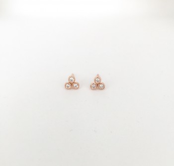 Clover bezel diamond stud earring